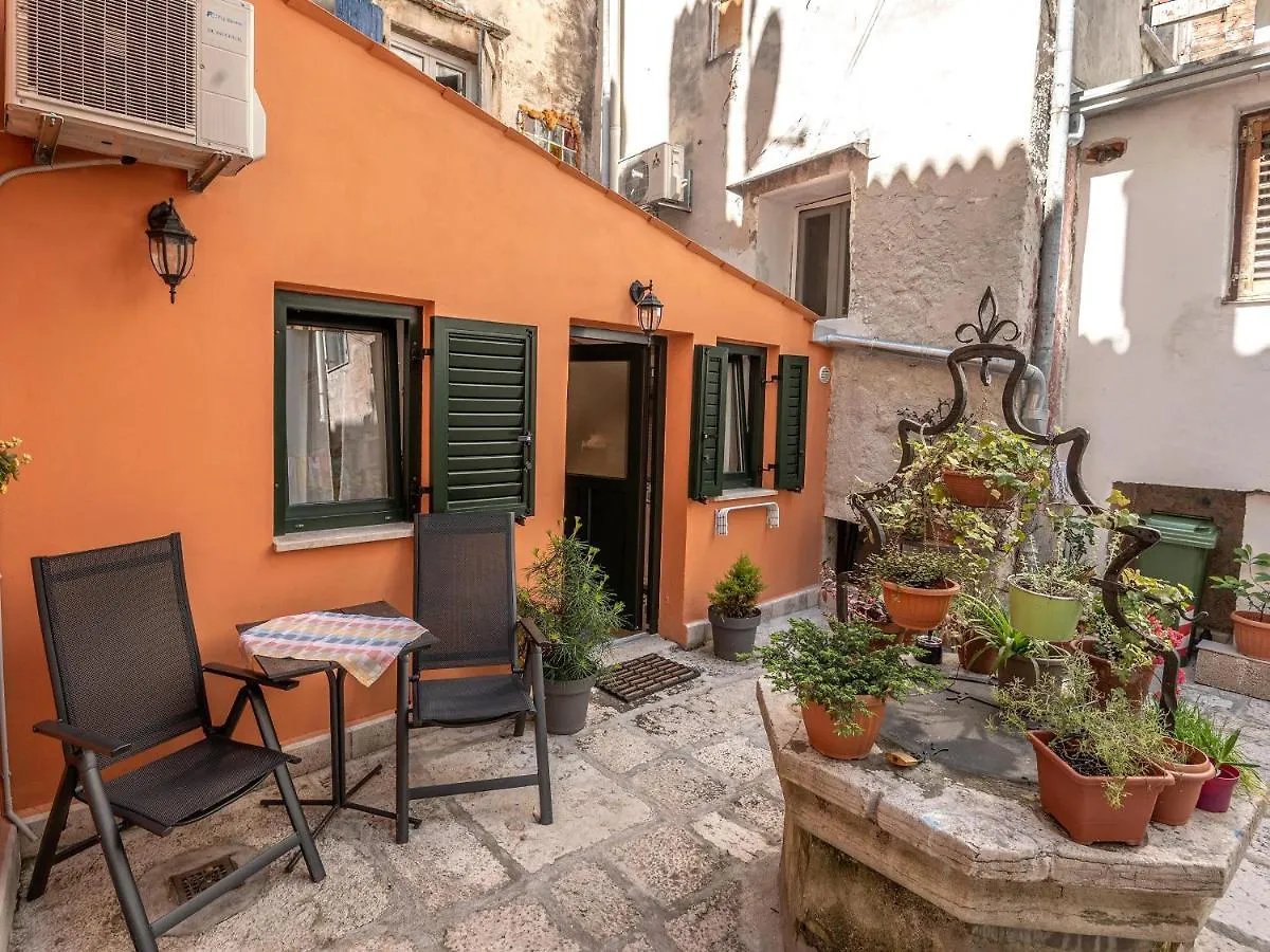 Studio App Dea In The Center Rovinj