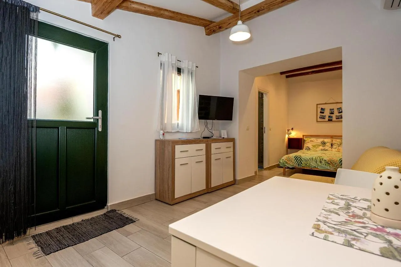 Apartment Studio App Dea In The Center Rovinj Croatia