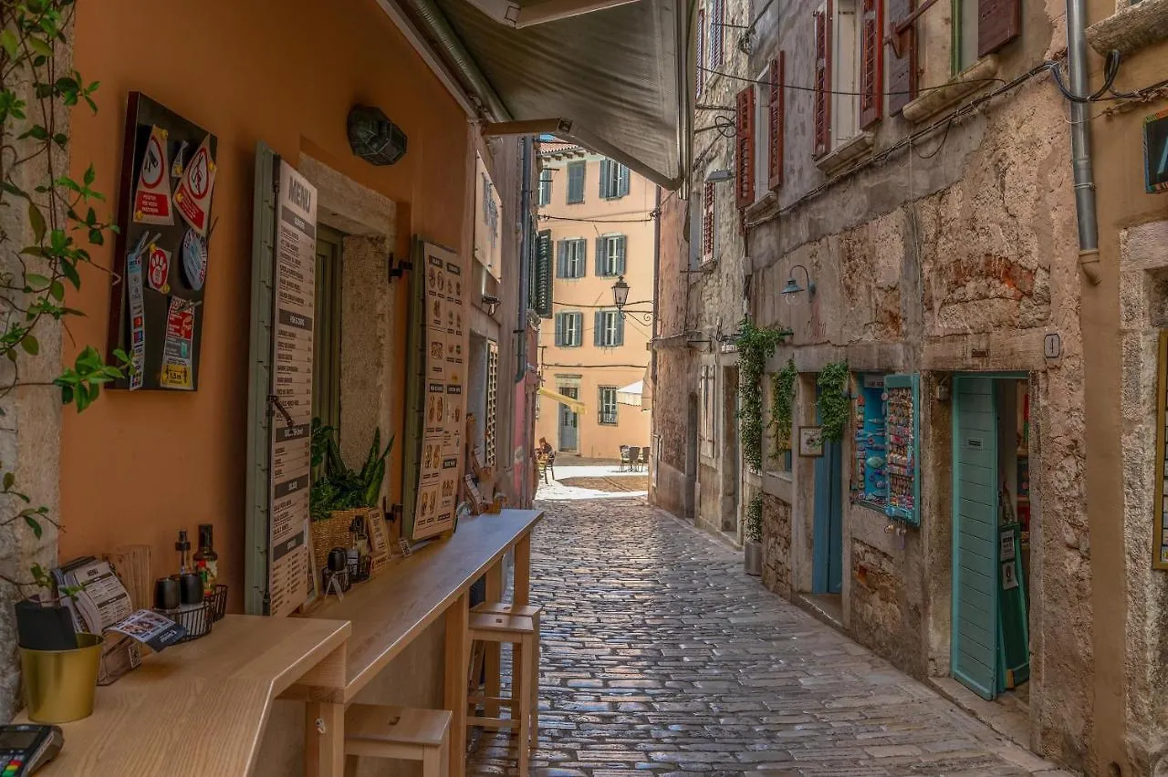 Apartment Studio App Dea In The Center Rovinj